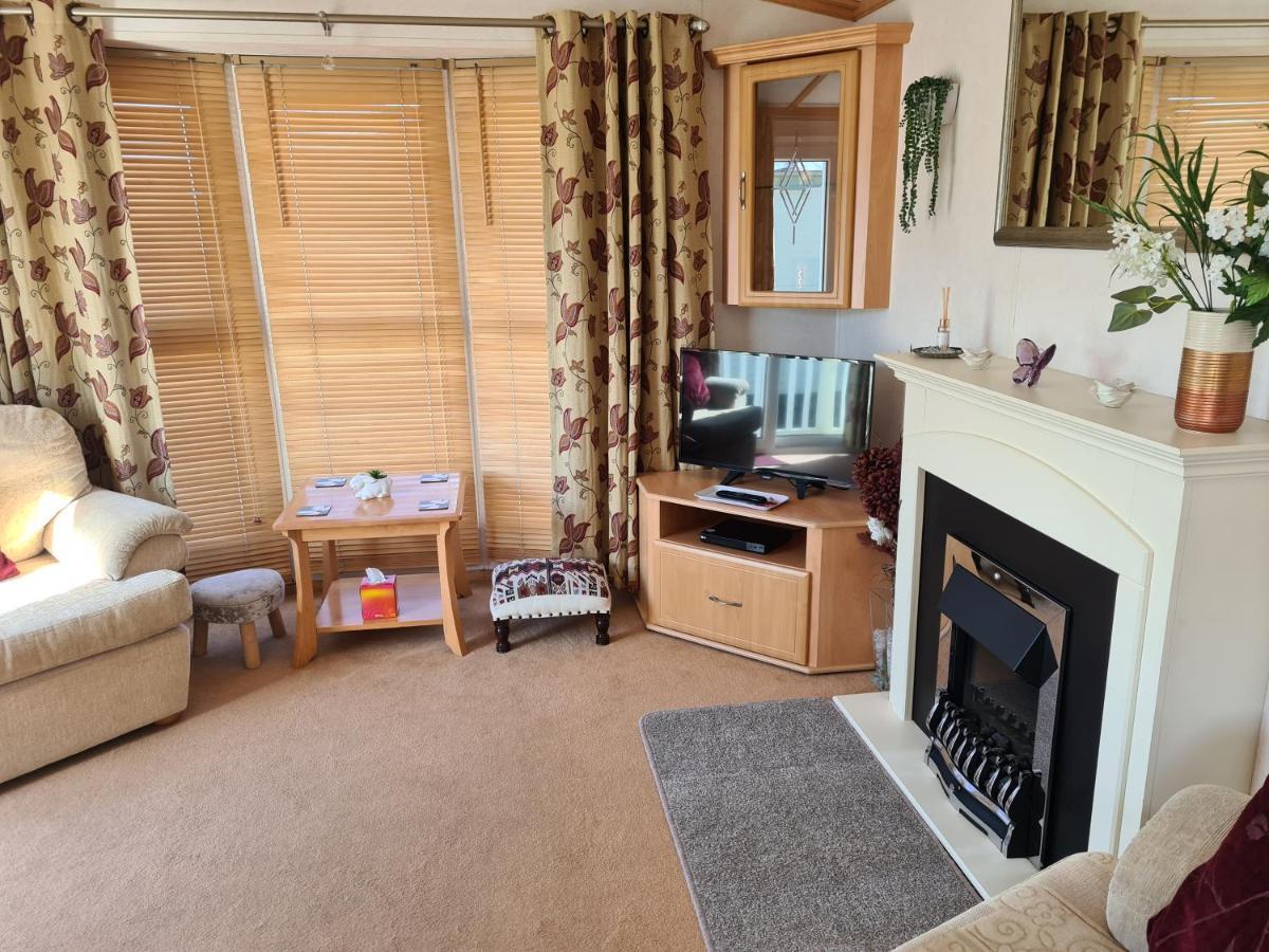 6 Berth Central Heated On The Chase Roxburgh Free Wifi Ingoldmells Dış mekan fotoğraf